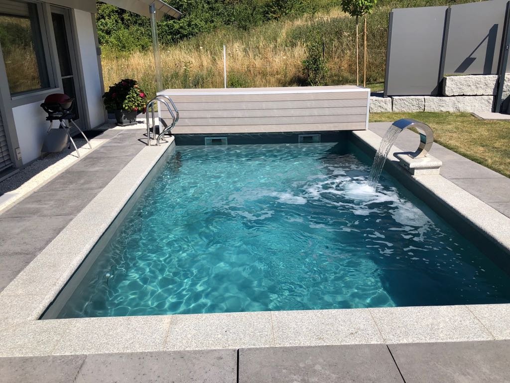 Polyurea Pool Beschichtung